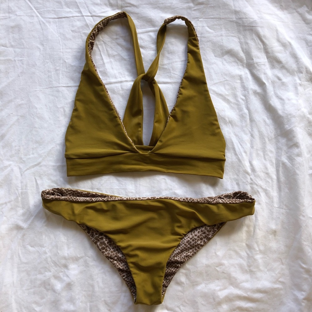 ACACIA SET - Picture 1 of 4